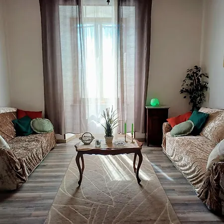 Il Giardino Delle Camelie Apartment *